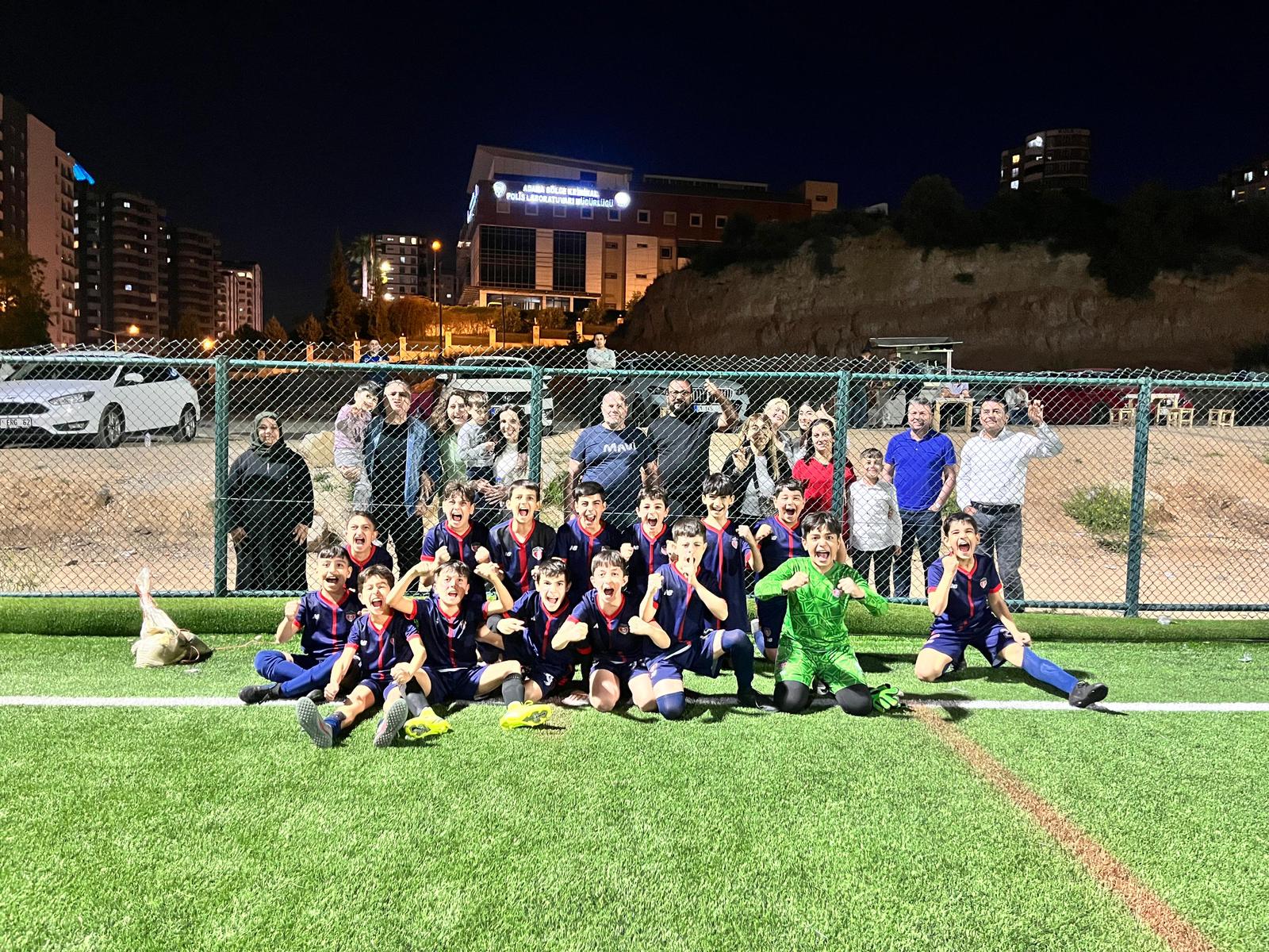 Şampiyon Çocuk FK galeri fotoğrafı 23